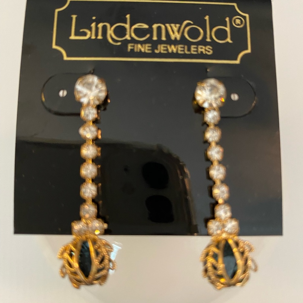 Lindenwold Fine Jewelers Costume Jewelry Cubic Zirconia Dangle Earrings